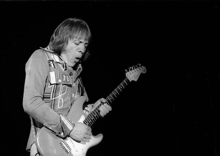 crosstown_traffic_robin_trower crosstown_traffic_robin_trower