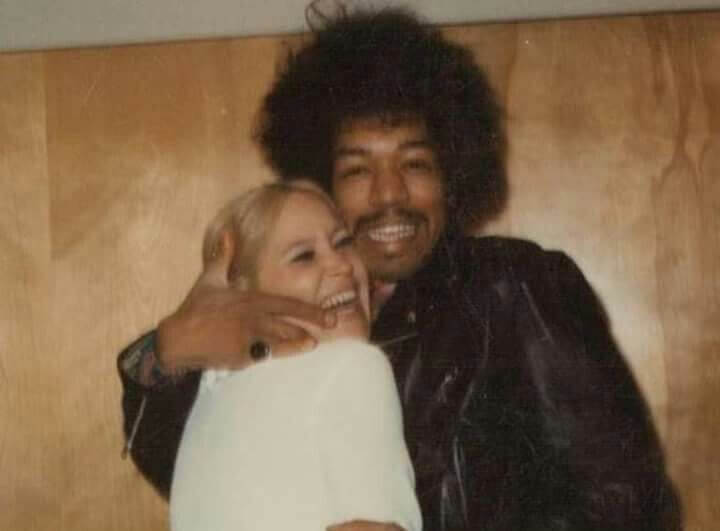 crosstown_traffic_jimi_hendrix_monika_danneman crosstown_traffic_jimi_hendrix_monika_danneman