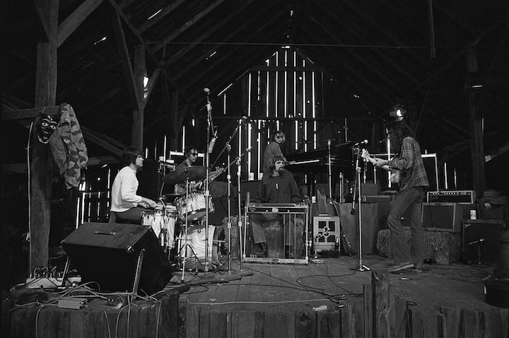 crosstown_traffic_neil_young_woodside crosstown_traffic_neil_young_woodside